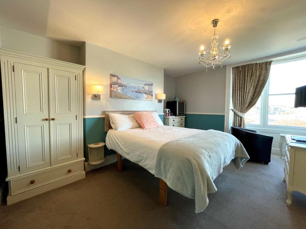 Bayliss Hall Guesthouse Уэймут Экстерьер фото