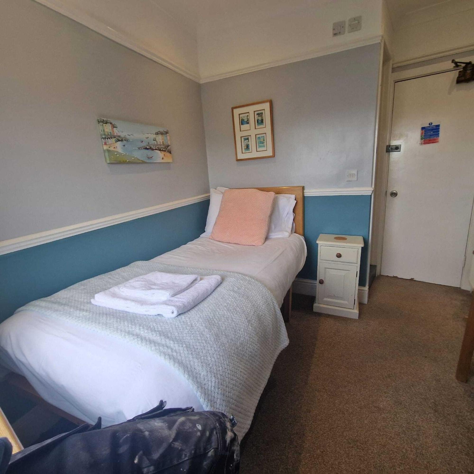 Bayliss Hall Guesthouse Уэймут Экстерьер фото